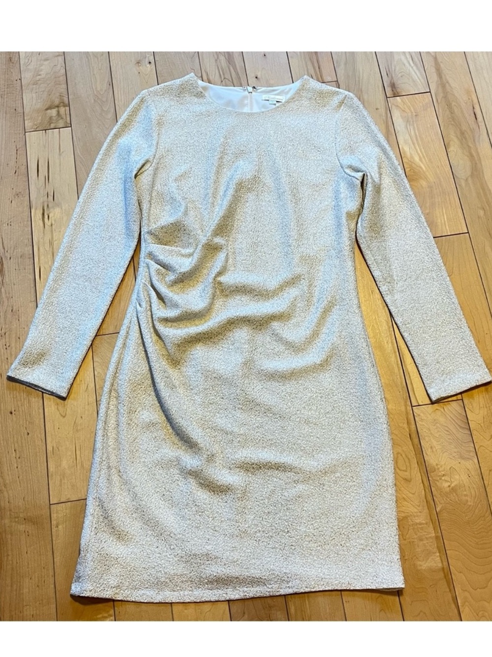 Shoshanna English Breakfast
Dress Long-Sleeved Side-Ruched Metallic Gold Ivory 8 - Picture 2 of 13